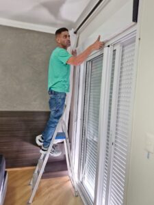 Manutenção de Persianas e Venezianas (8)
